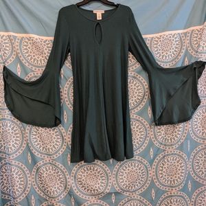Bell sleeve dress